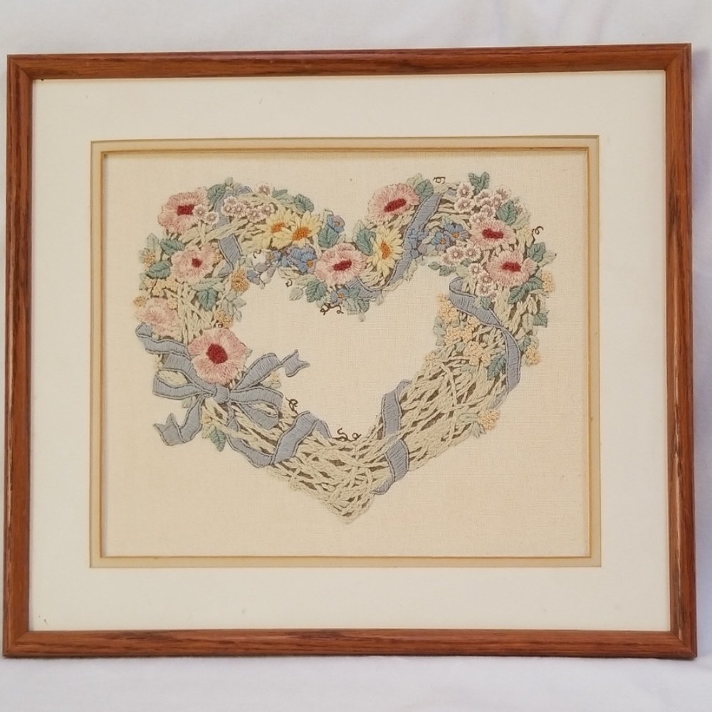Hand Made Heart Wreath 1992 Finished Needlework